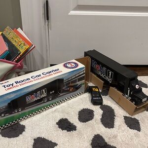 1994 mobile racing truck with mini car inserts and box